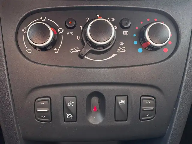 Dacia Sandero view 20