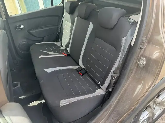 Dacia Sandero view 14