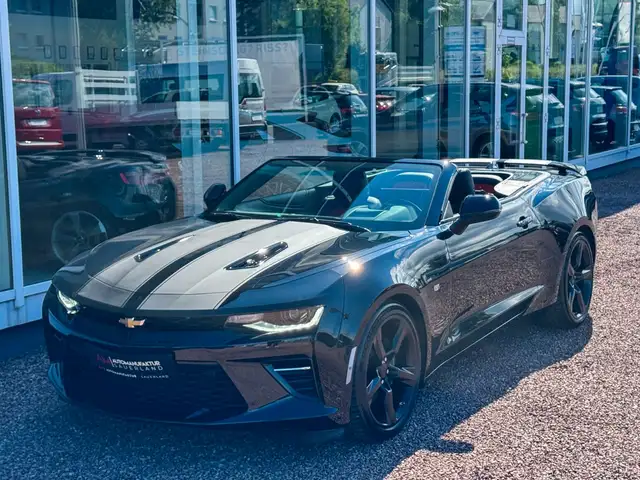 Chevrolet Camaro view 7