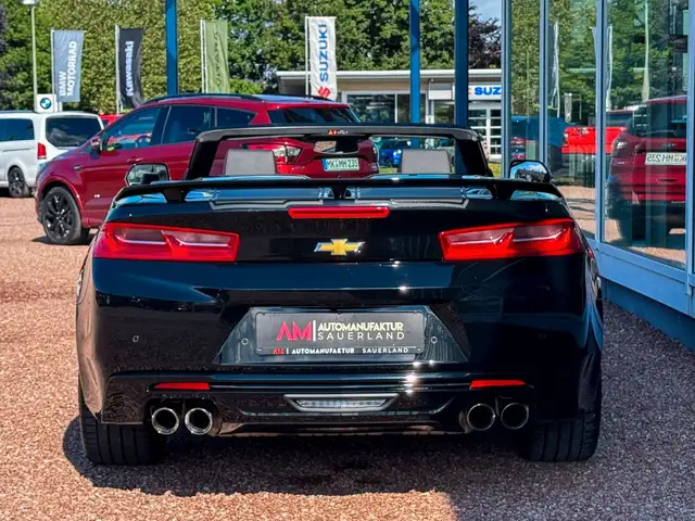 Chevrolet Camaro view 13