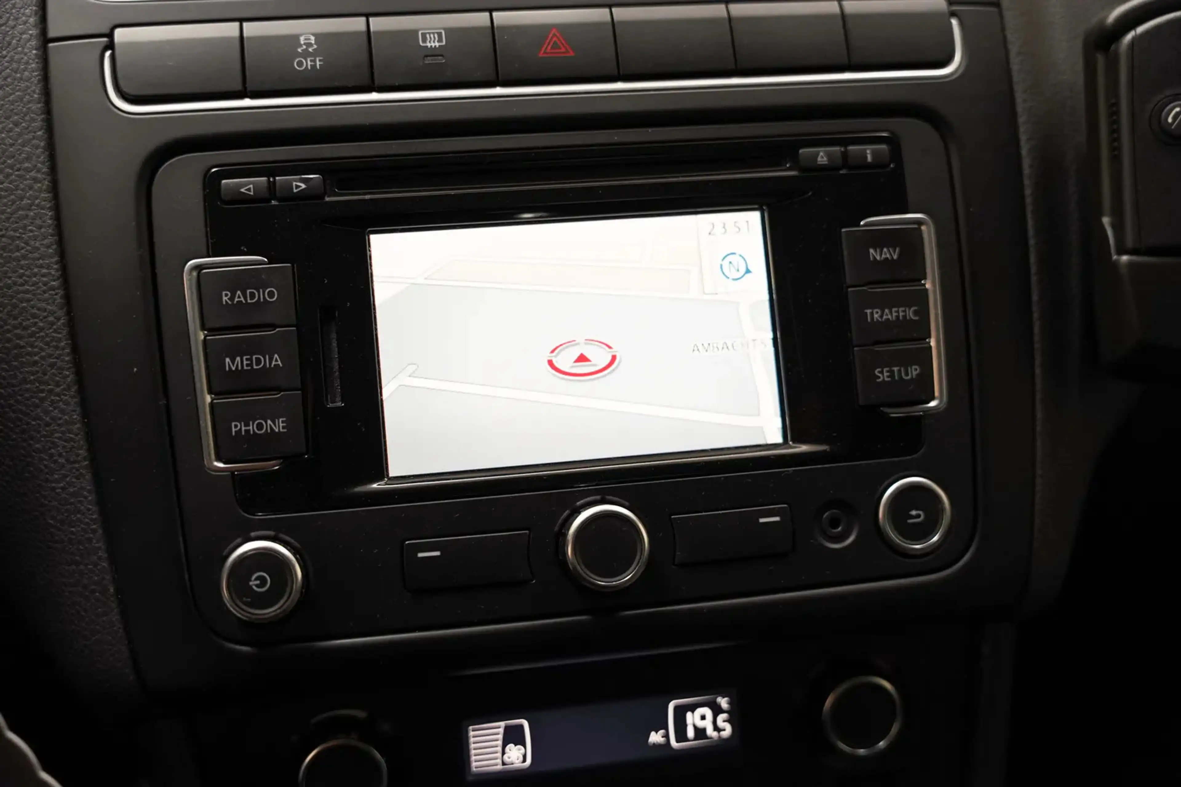 Volkswagen Polo Cross 1.2 TSI [ Navi Climate Cruise ] — photo 5