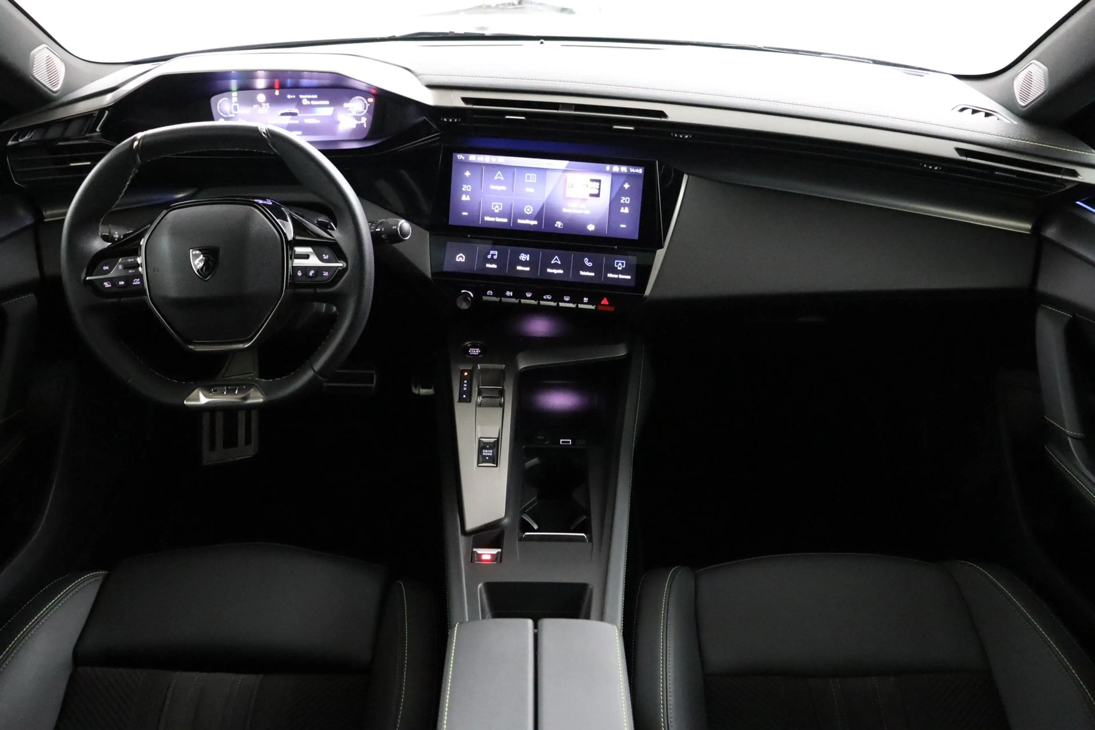 Peugeot 308 SW 1.6 Plug-in Hybrid 195PK GT — photo 4
