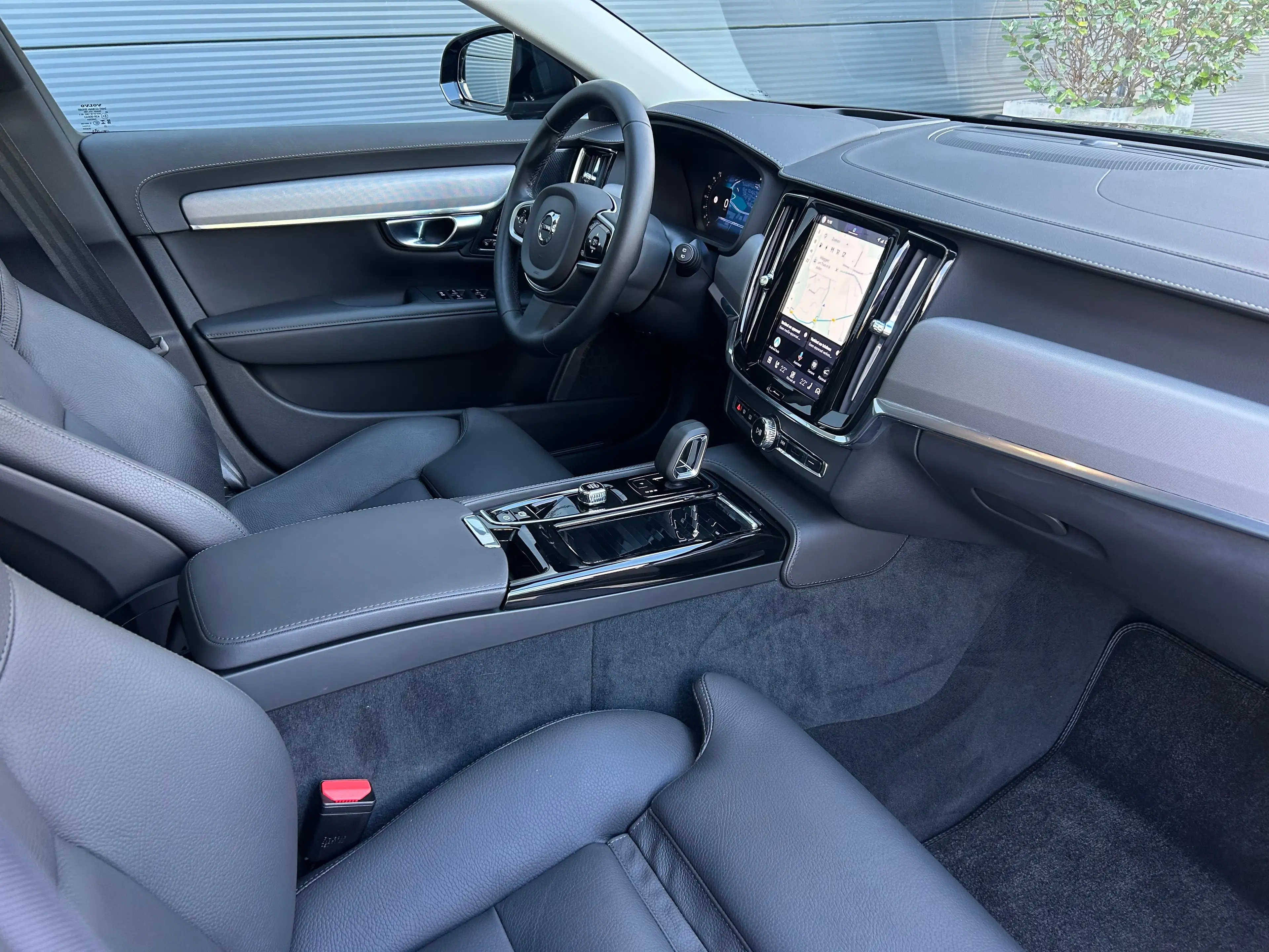 Volvo V90 2.0 T8 Plug-in hybrid AWD Ultra Dark | Luchtvering — photo 28