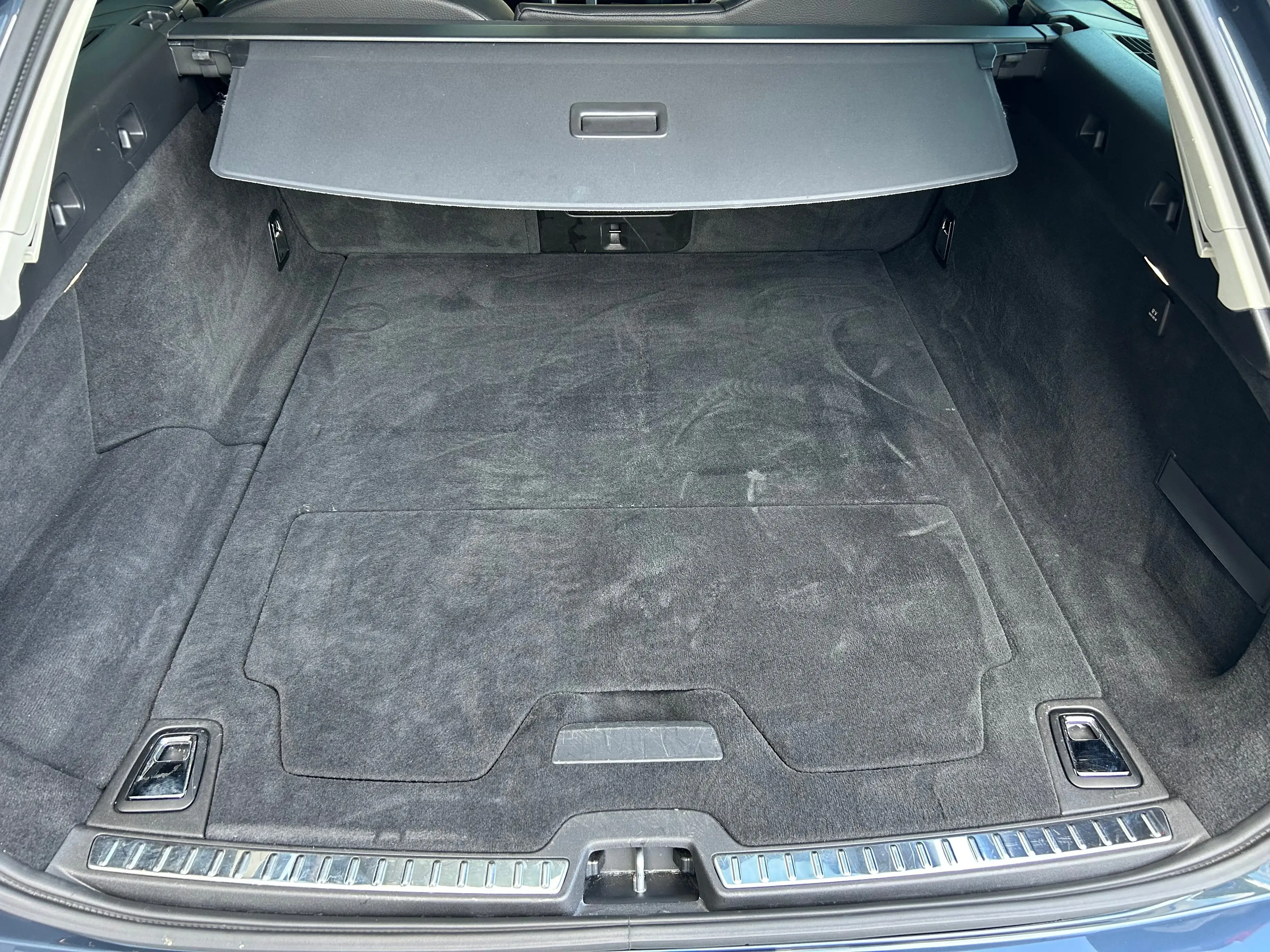 Volvo V90 2.0 T8 Plug-in hybrid AWD Ultra Dark | Luchtvering — photo 23