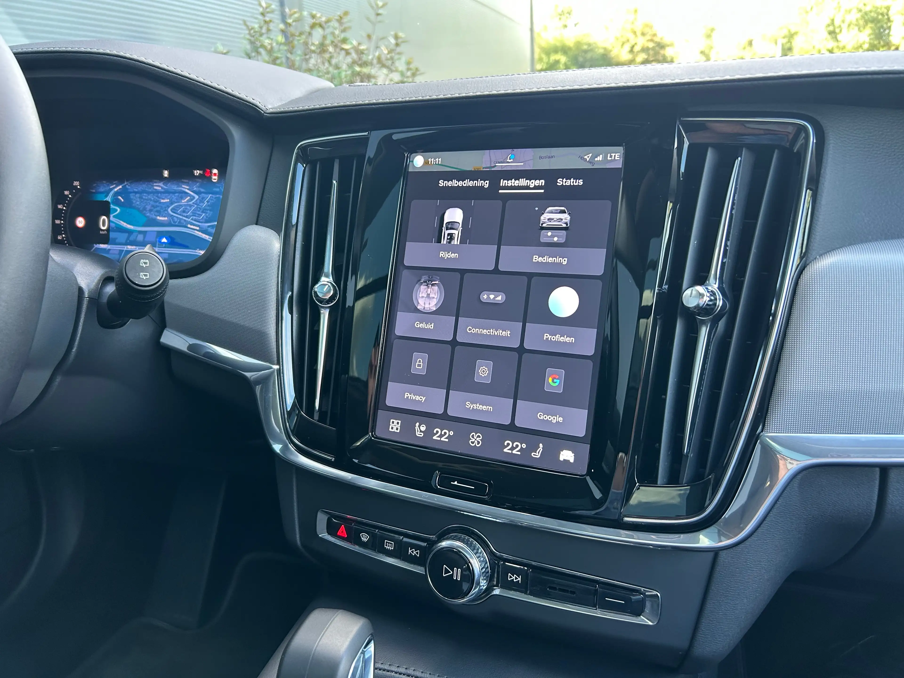 Volvo V90 2.0 T8 Plug-in hybrid AWD Ultra Dark | Luchtvering — photo 33