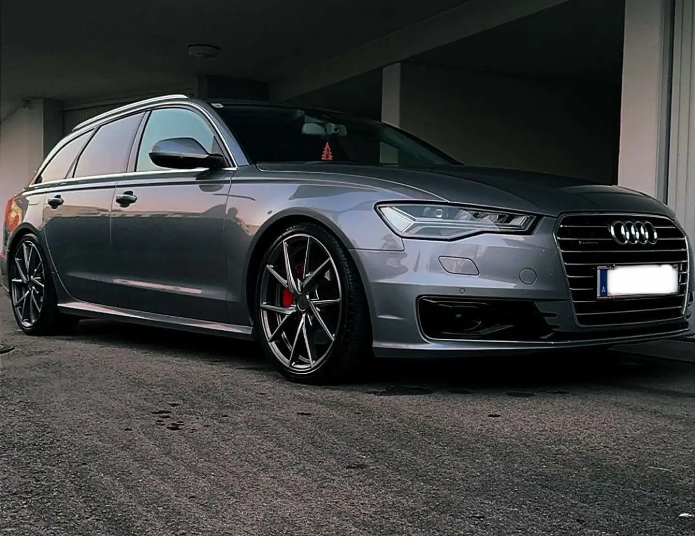 Audi A6 allroad 3,0 TDI clean Diesel quattro S-tronic Grau - 1