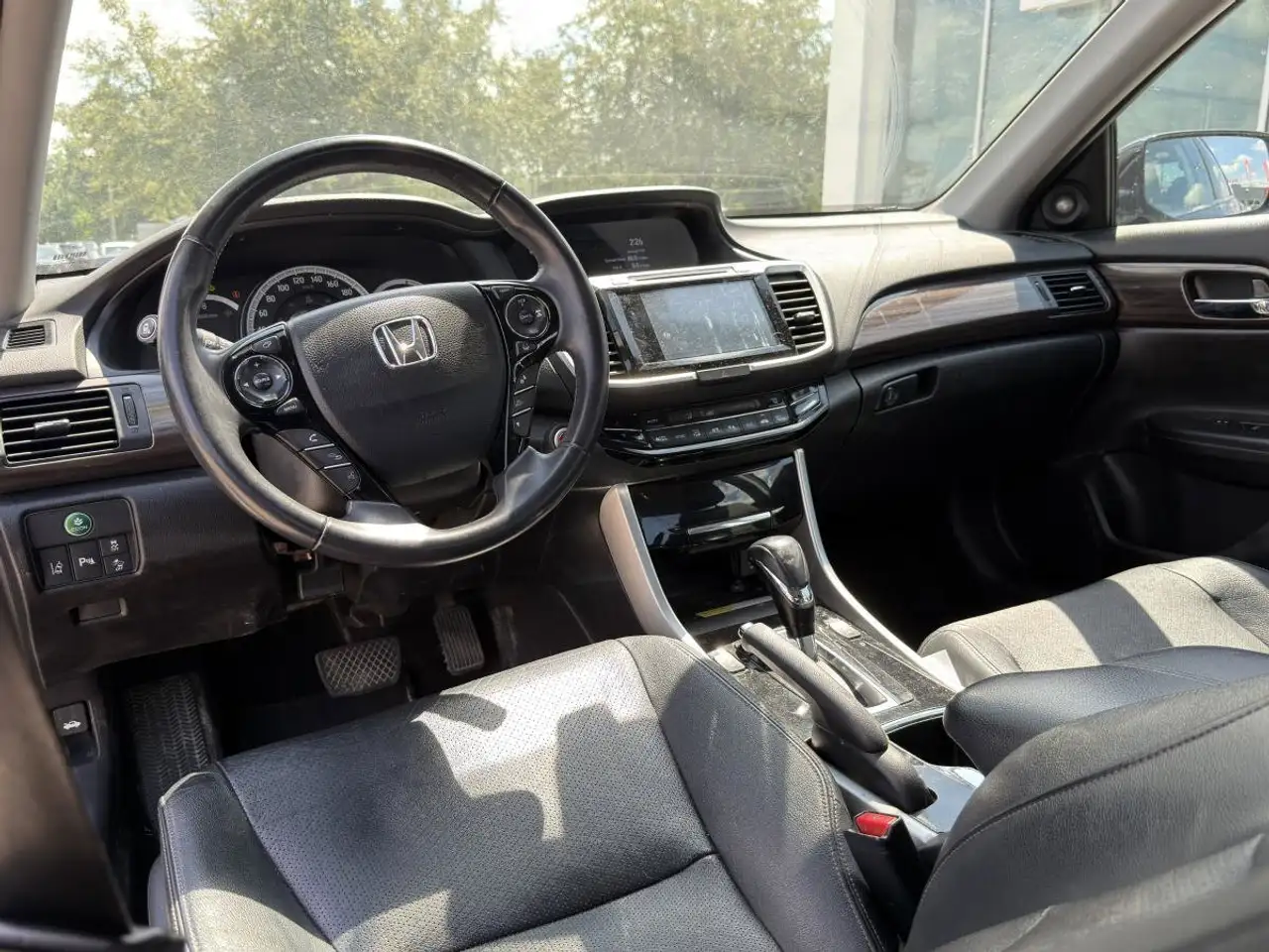 Honda Accord photo Honda Accord