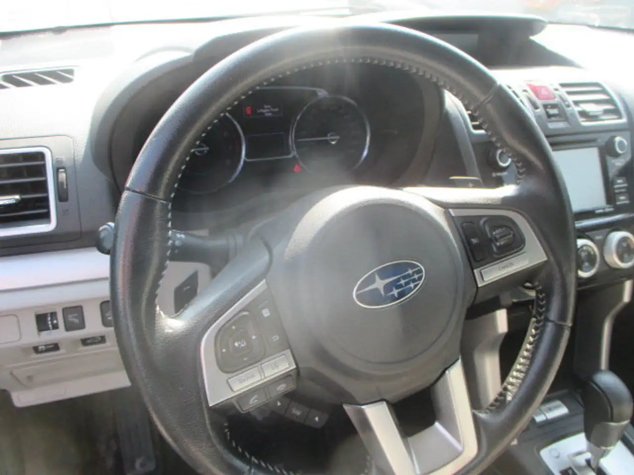 Subaru Forester снимка Subaru Forester