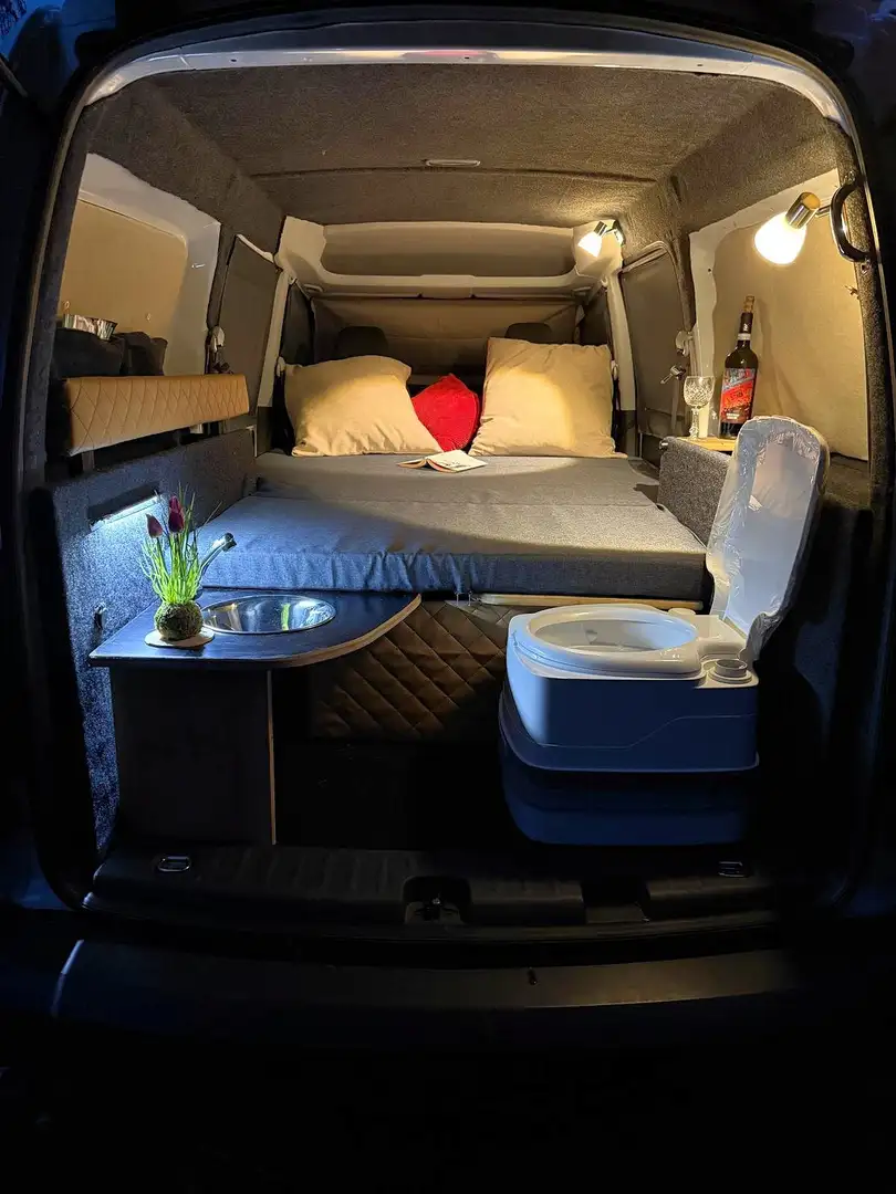 Volkswagen Caddy Maxi 22 TKM ! (California) Camper NEU ! Sthzg.+WC Blanco - 1