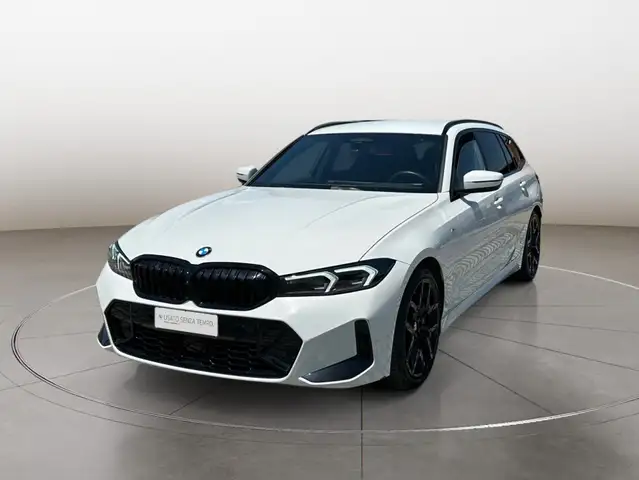 BMW 320 320d Touring mhev 48V xdrive MSport auto