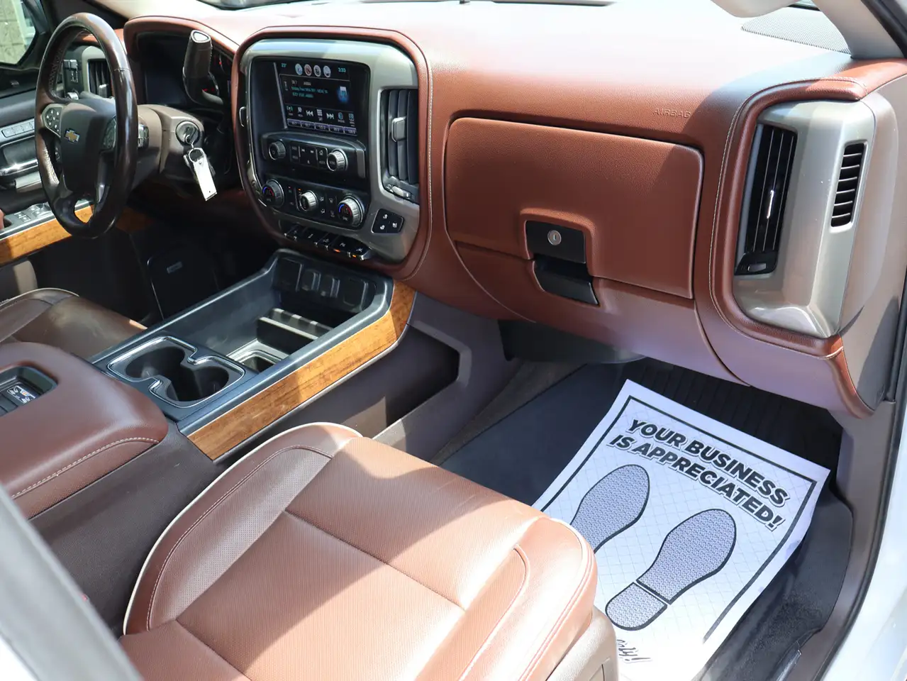 Chevrolet Silverado 1500 снимка Chevrolet Silverado 1500