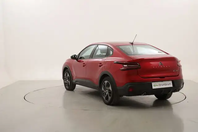 Citroen C4 X view 3