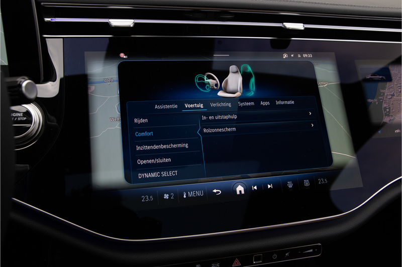 Mercedes-Benz E 400 e 4MATIC AMG Premium Plus, Hyperscreen, Pano, Lede — photo 37