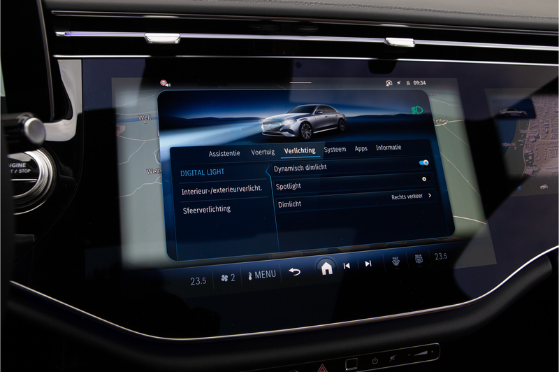 Mercedes-Benz E 400 e 4MATIC AMG Premium Plus, Hyperscreen, Pano, Lede — photo 49