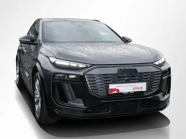 Audi Q6 E-Tron view 3