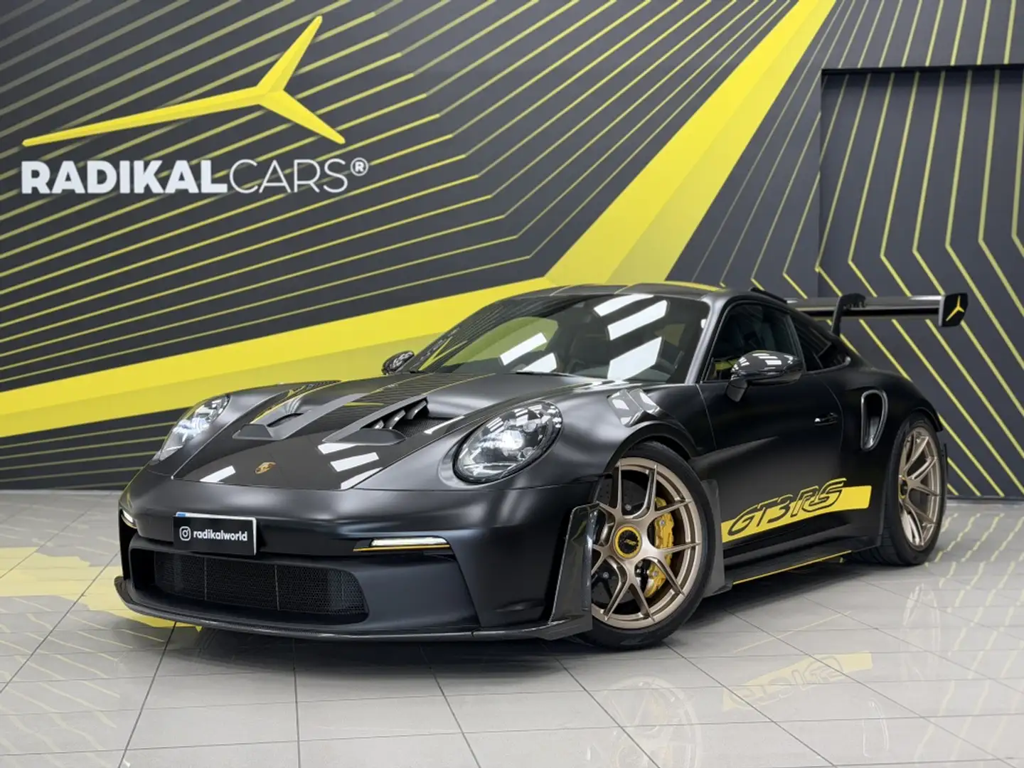 Porsche 992 GT3 RS Negro - 1