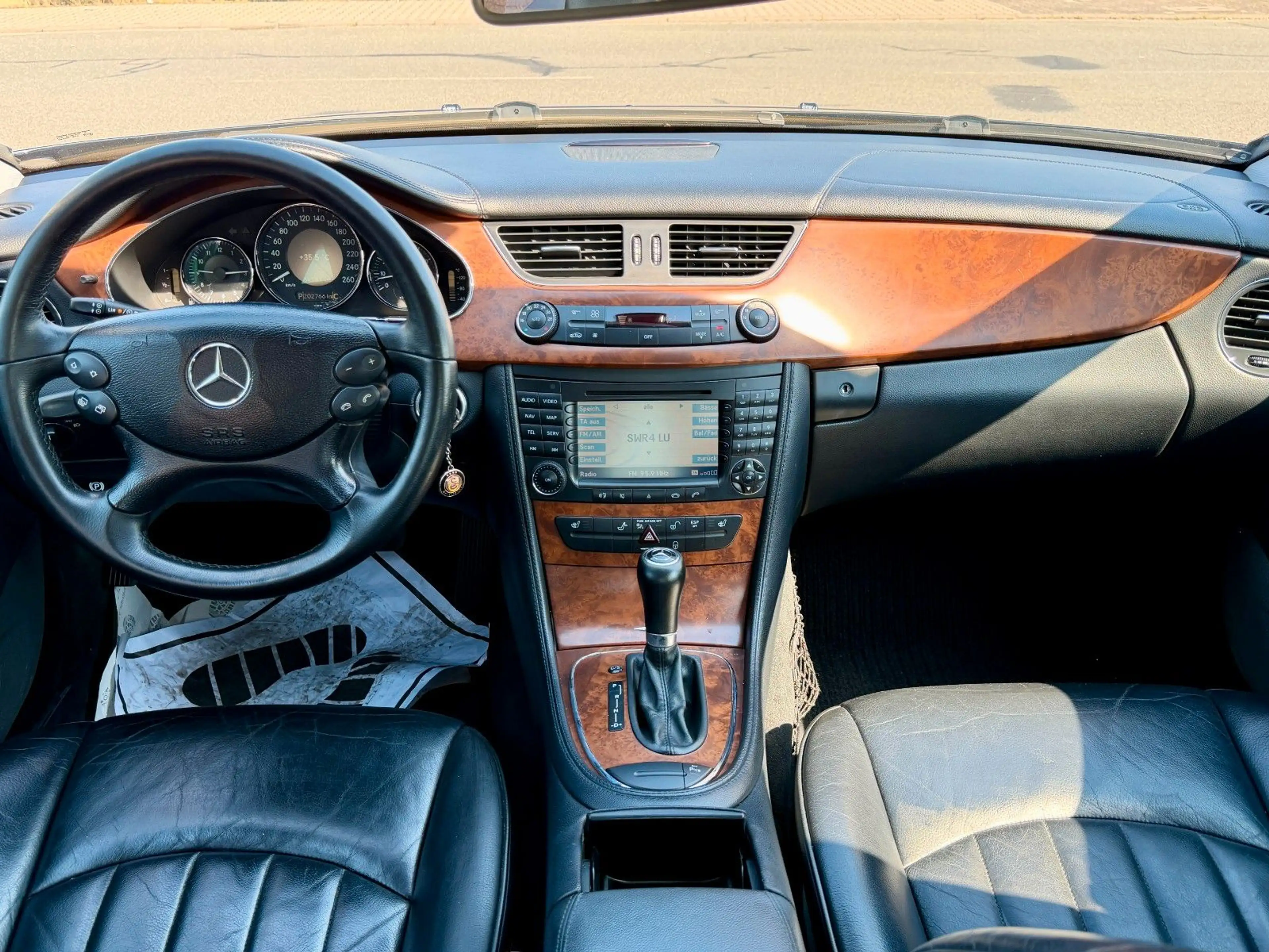 Mercedes-Benz CLS 350 CGI*Nav*Xen*Shz*Leder*Tempomat — photo 9
