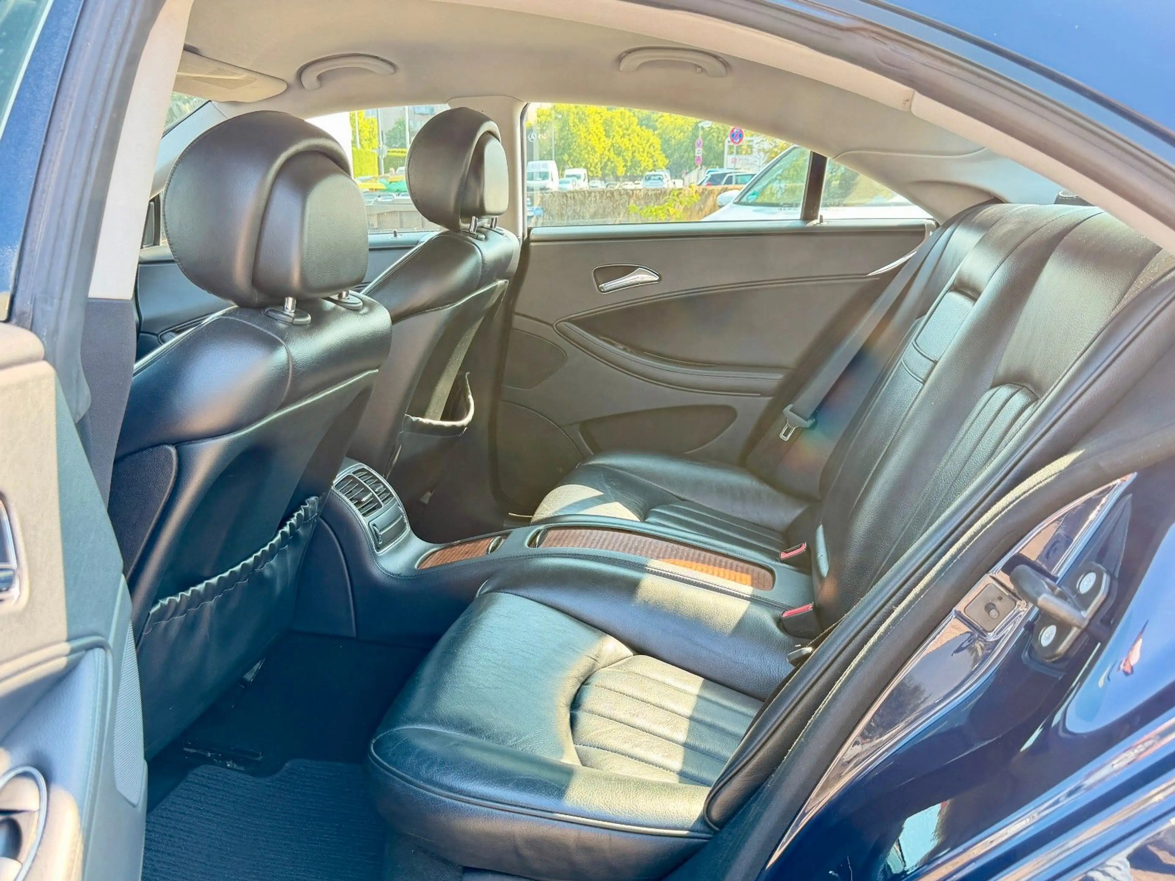 Mercedes-Benz CLS 350 CGI*Nav*Xen*Shz*Leder*Tempomat — photo 13