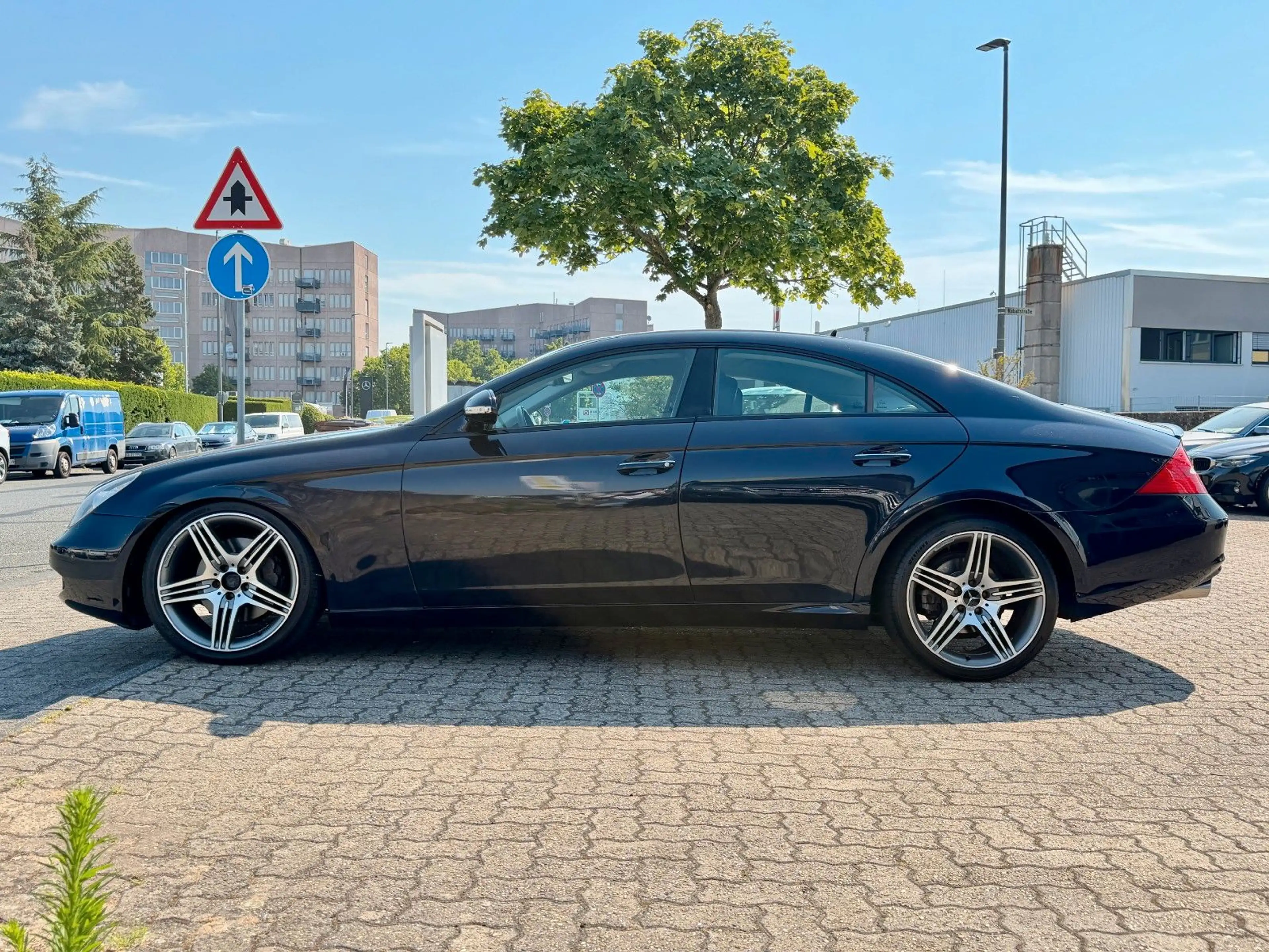 Mercedes-Benz CLS 350 CGI*Nav*Xen*Shz*Leder*Tempomat — photo 4