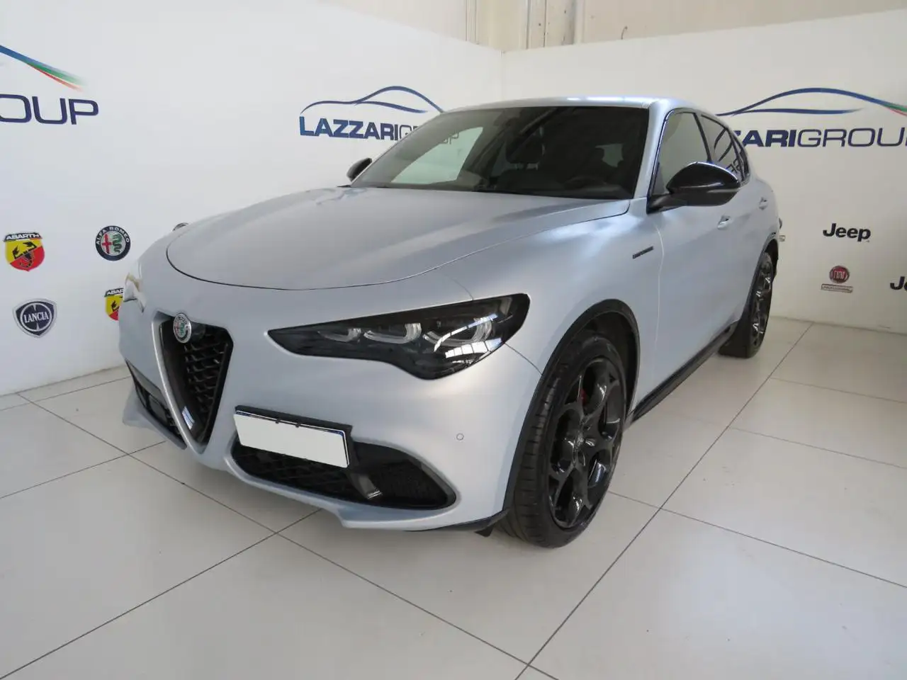 Alfa Romeo Stelvio 2023