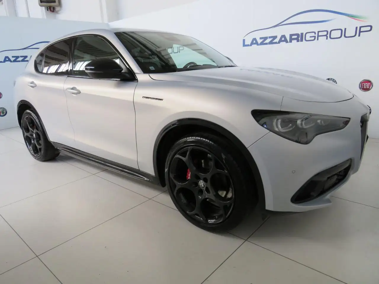 Alfa Romeo Stelvio 2023