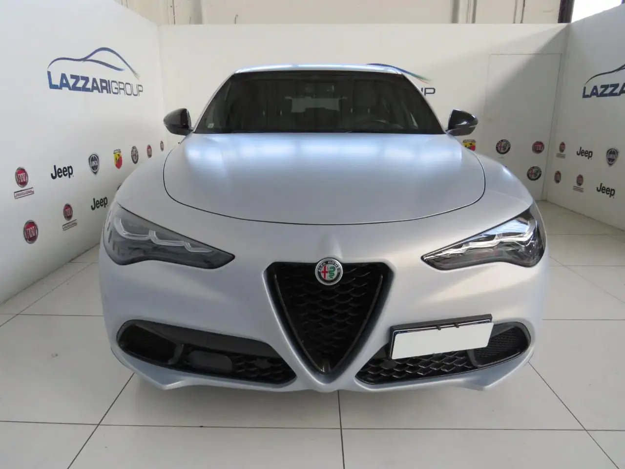 Alfa Romeo Stelvio 2023