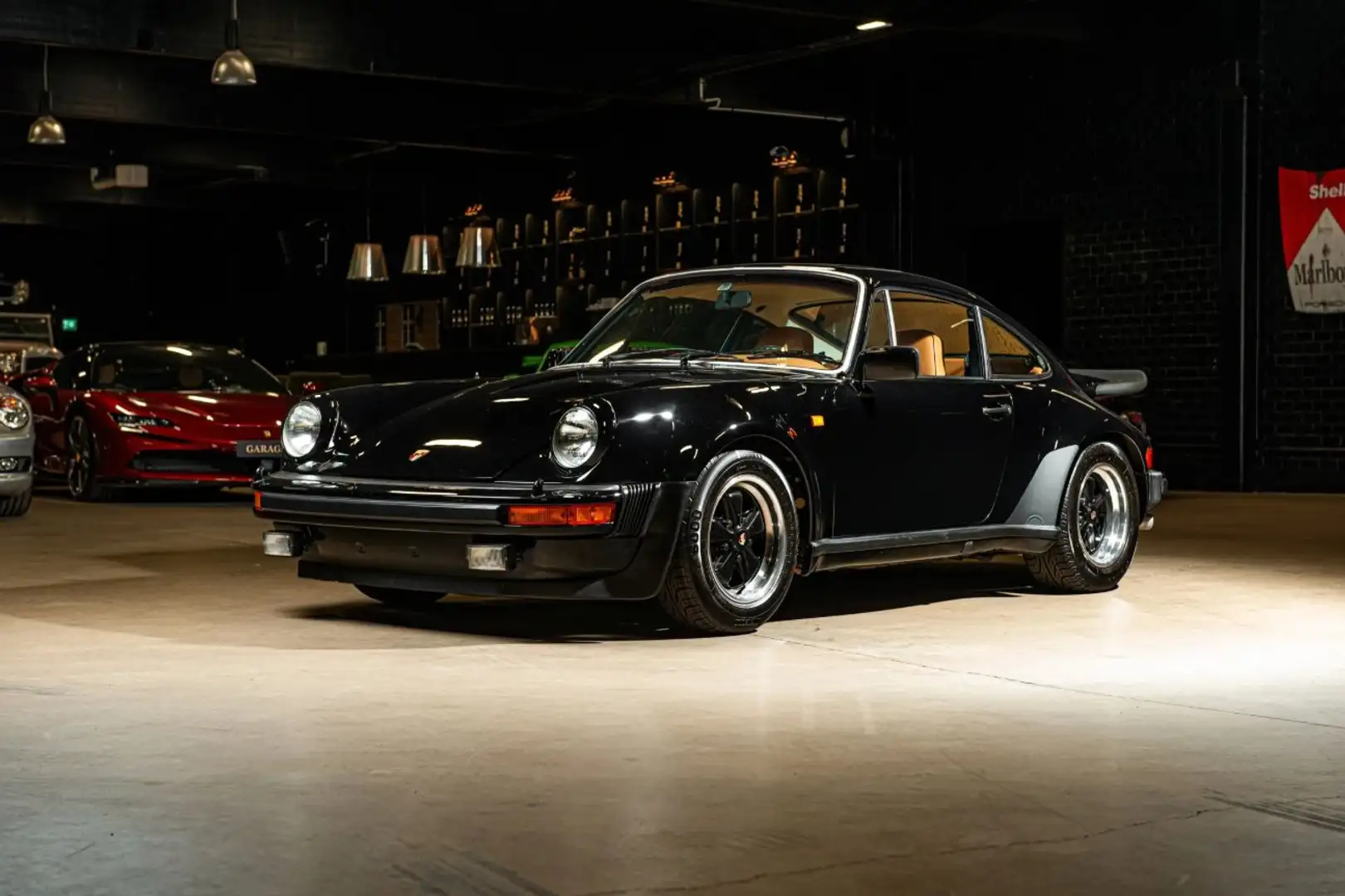 Porsche 911 type 930 3.3 Turbo 300 ch Noir - 1