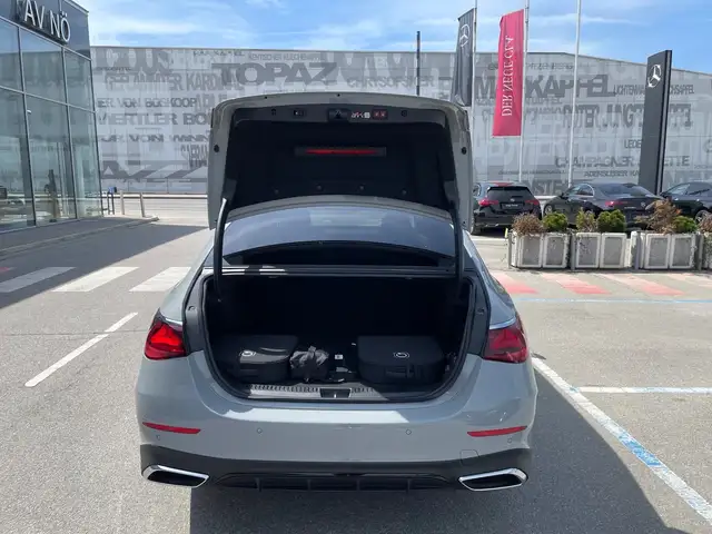Mercedes-Benz E 300 de 4MATIC Limousine EQ Hybrid Techn. ÖE Ansicht 22