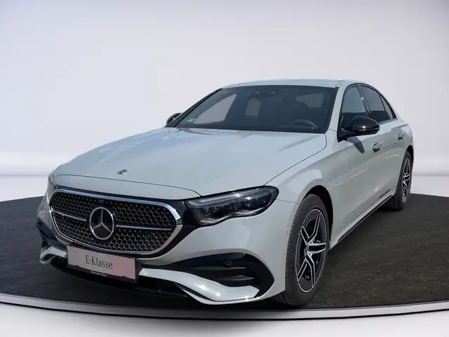 Mercedes-Benz E 300 de 4MATIC Limousine EQ Hybrid Techn. ÖE Ansicht 3