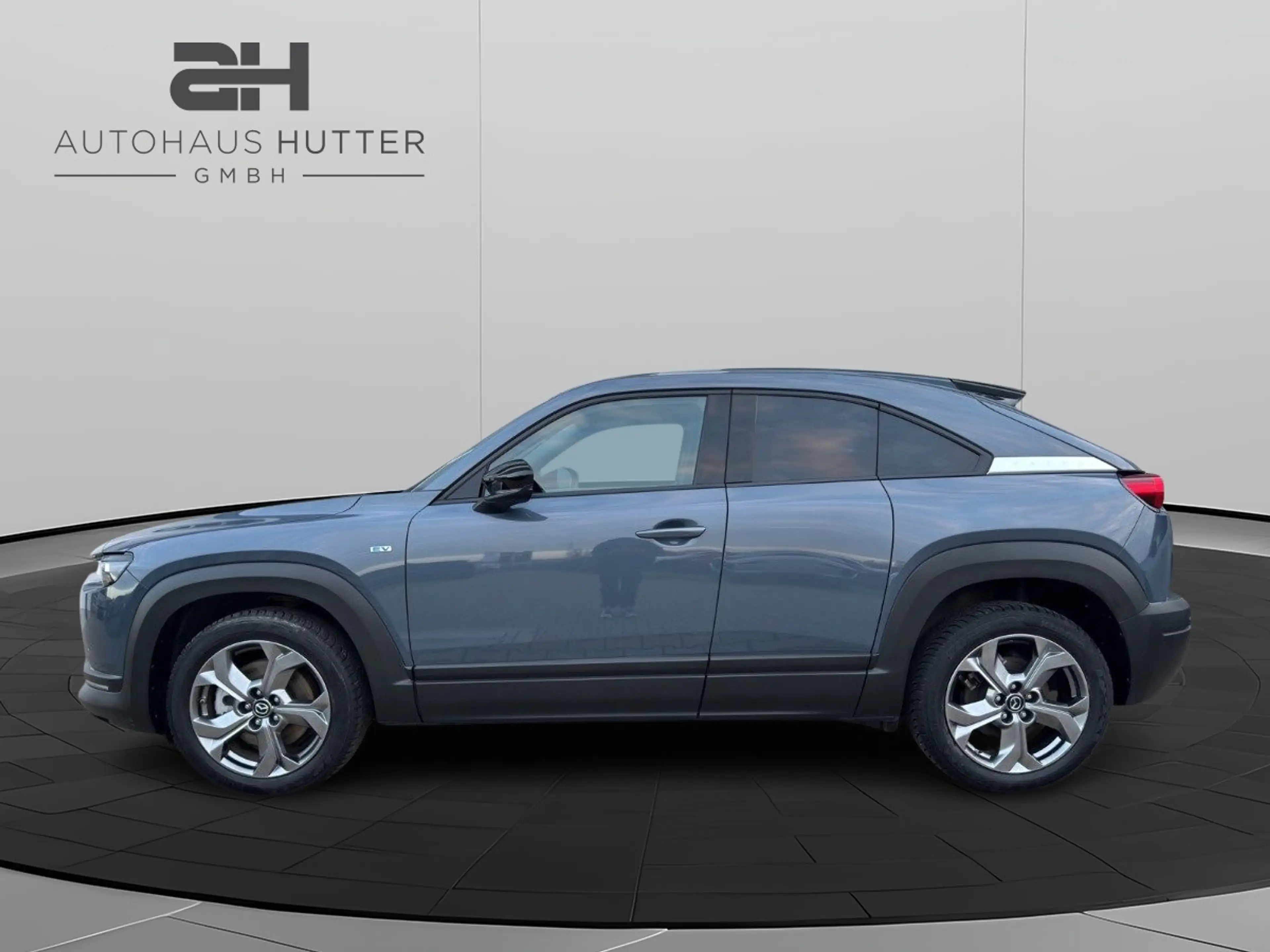 Mazda MX-30 2022 L e-SKYACTIV EV ADVANTAGE MC — photo 3