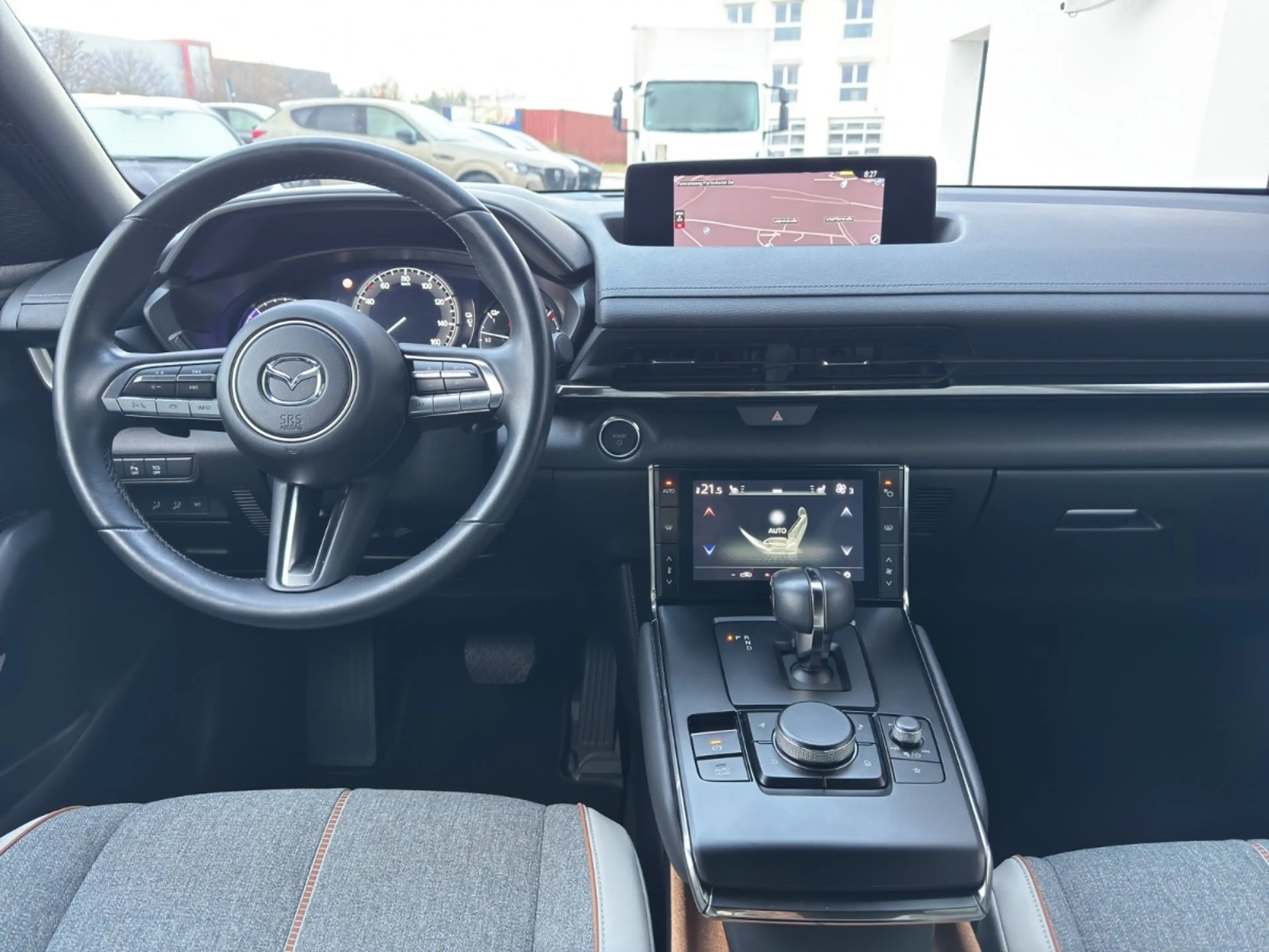 Mazda MX-30 2022 L e-SKYACTIV EV ADVANTAGE MC — photo 10