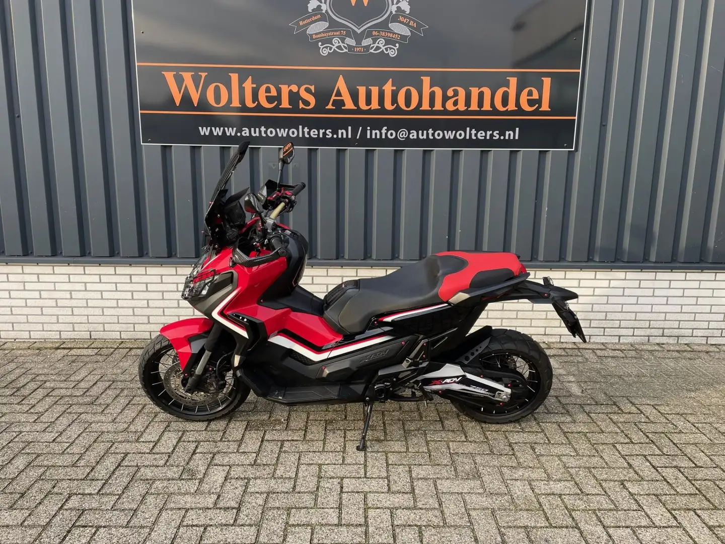 Honda NC 750 Scooter X-ADV Akrapovic Rojo - 2