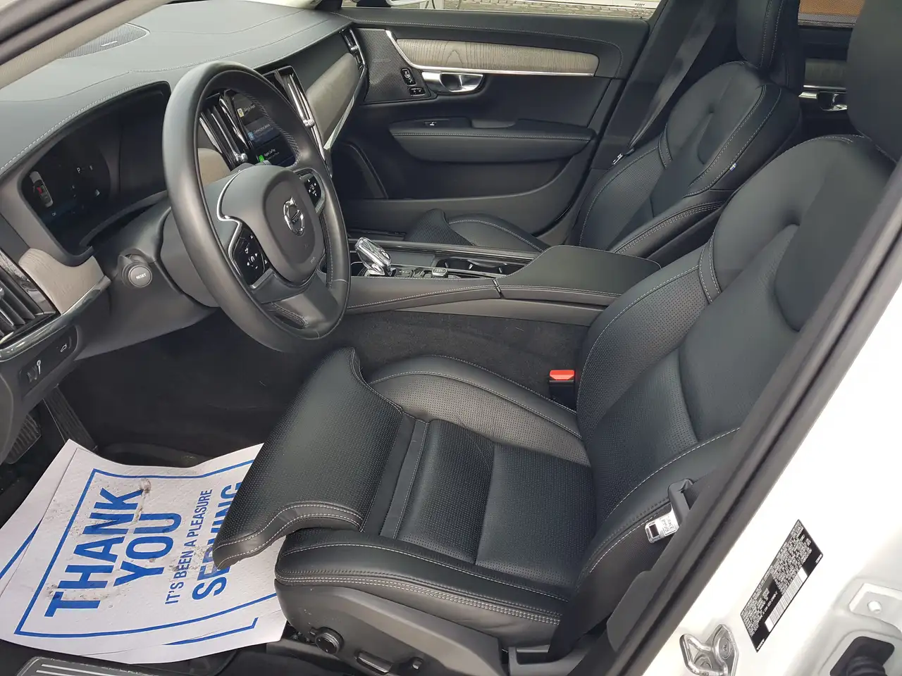 Volvo S90 снимка Volvo S90