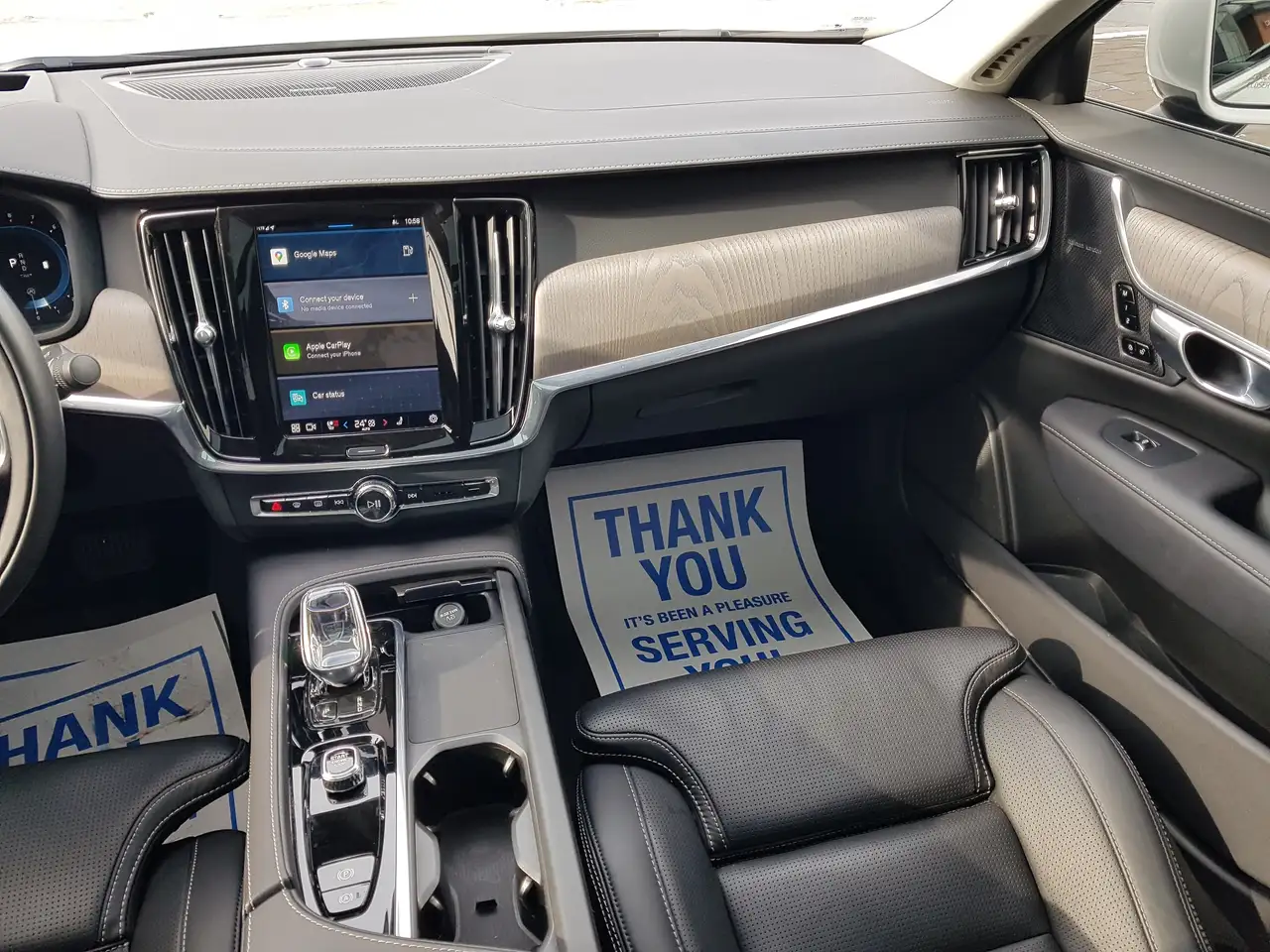 Volvo S90 снимка Volvo S90