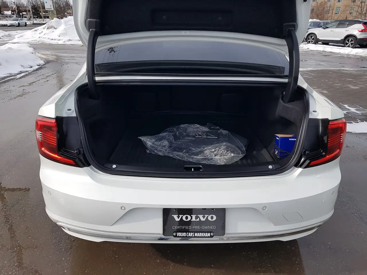 Volvo S90 снимка Volvo S90