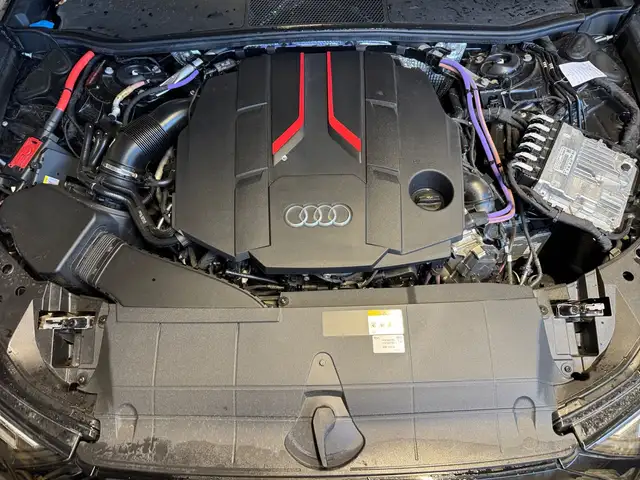 Audi S6 view 12