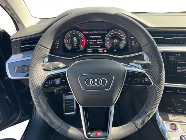 Audi S6 view 13