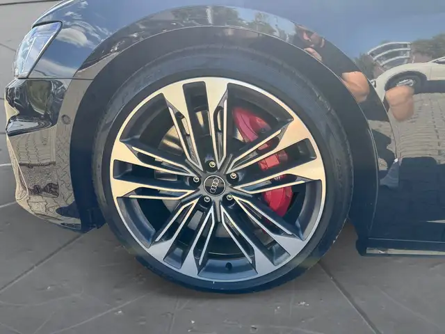 Audi S6 view 15