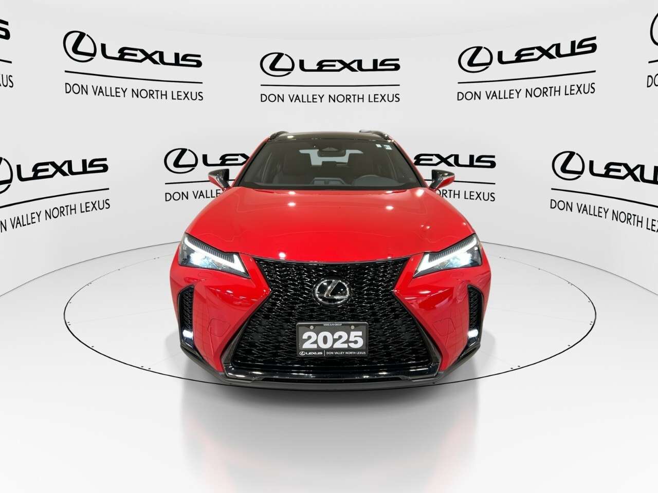 2025 Lexus UX F Sport Design-Sporty Exterior Style-F Sport Wheel — снимка 1