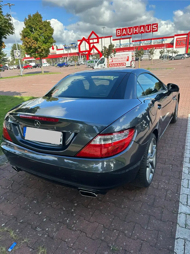 Mercedes-Benz SLK 200 (BlueEFFICIENCY) 7G-TRONIC - 1