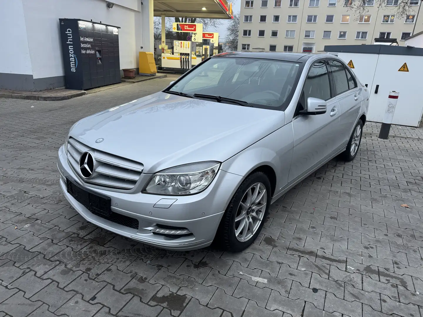 Mercedes-Benz C 300 C 300 4MATIC|Avantgarde|Panorama|HK|TÜV Silber - 2