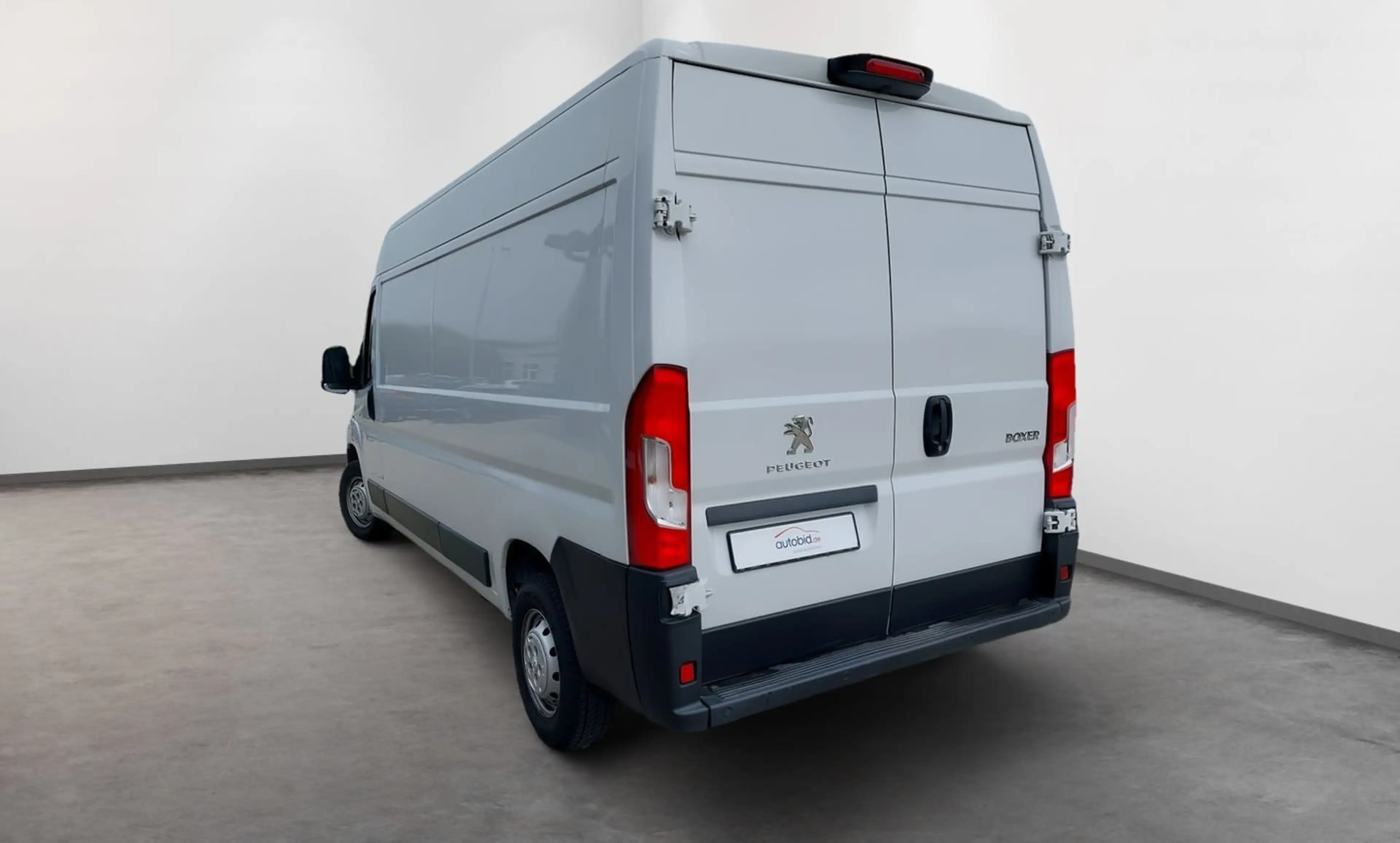 Peugeot Boxer Kasten Hochraum 2.2 BlueHdi 335 L3H2 Premium 165 — photo 2