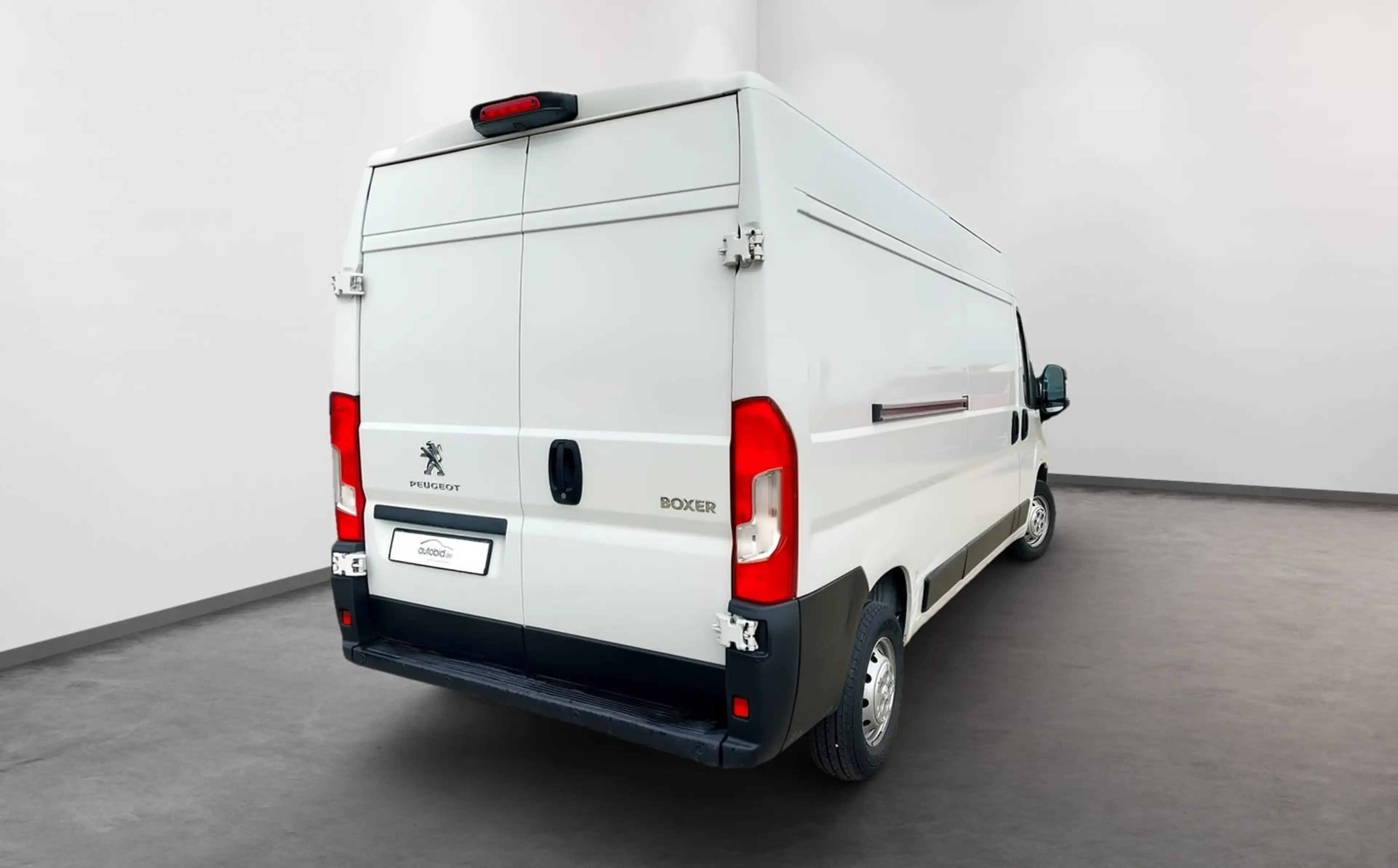 Peugeot Boxer Kasten Hochraum 2.2 BlueHdi 335 L3H2 Premium 165 — photo 4