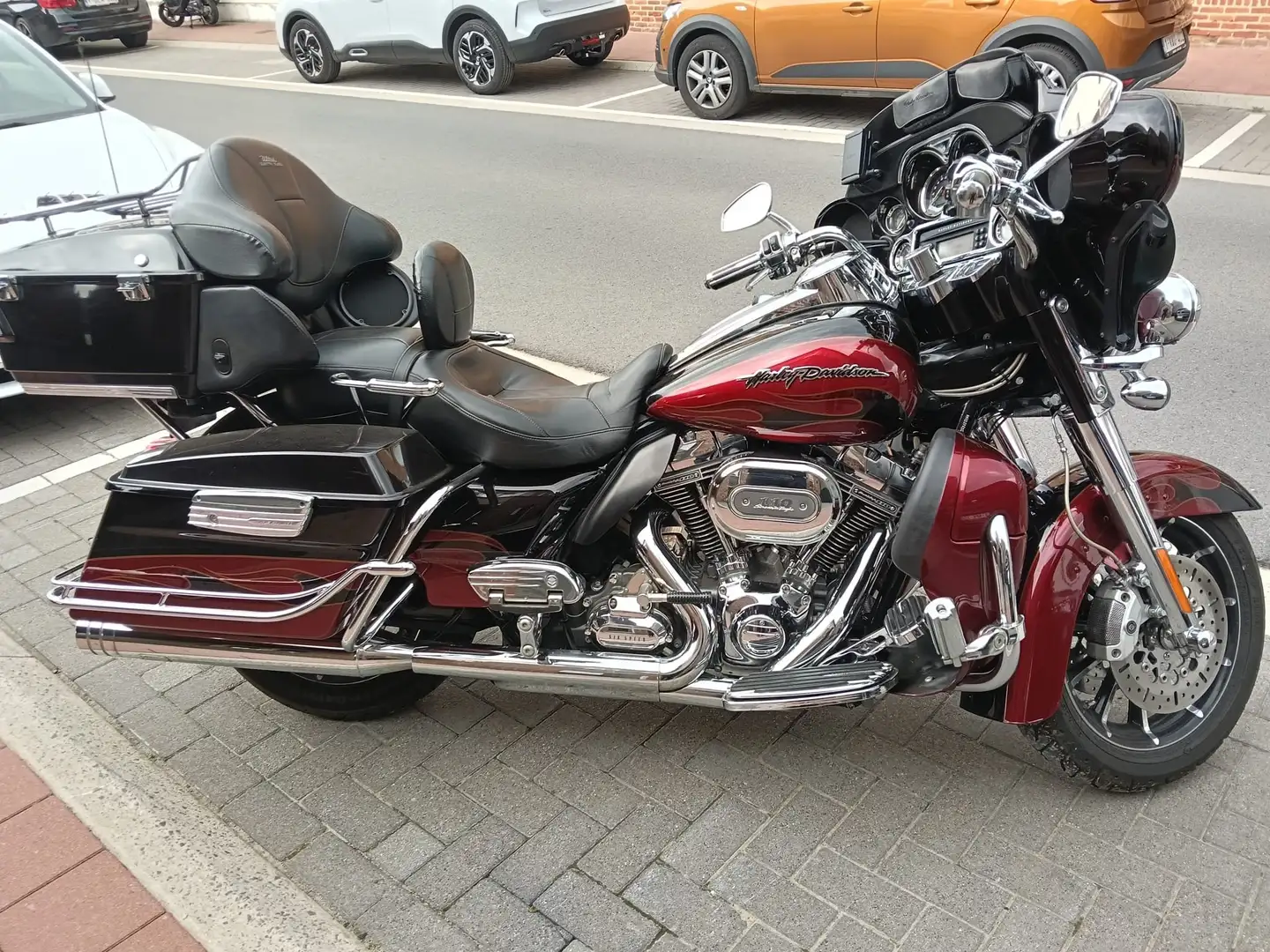 Harley-Davidson Electra Glide CVO Limited - 2