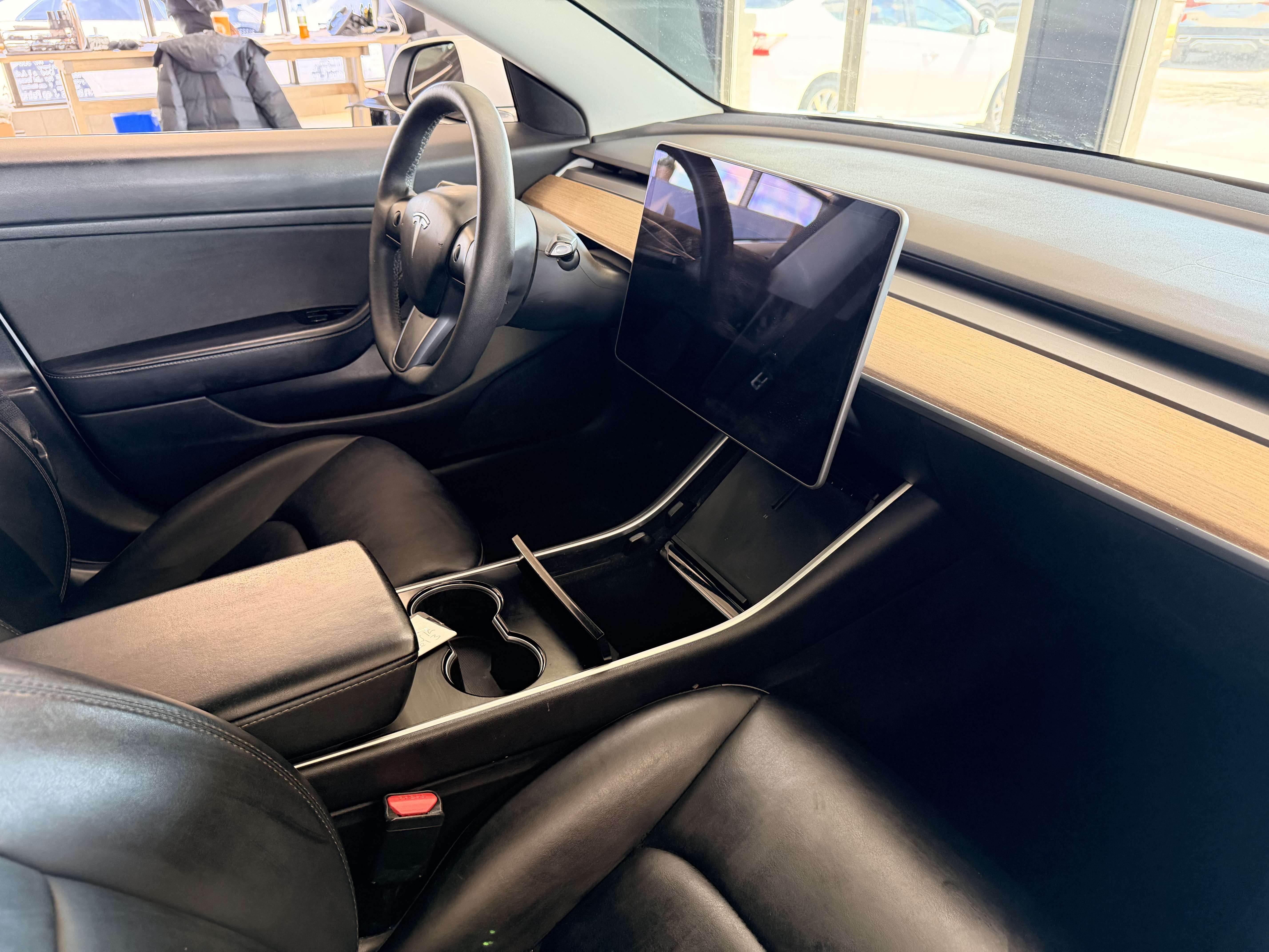 2020 Tesla Model 3 Standard Range Plus thumb 10