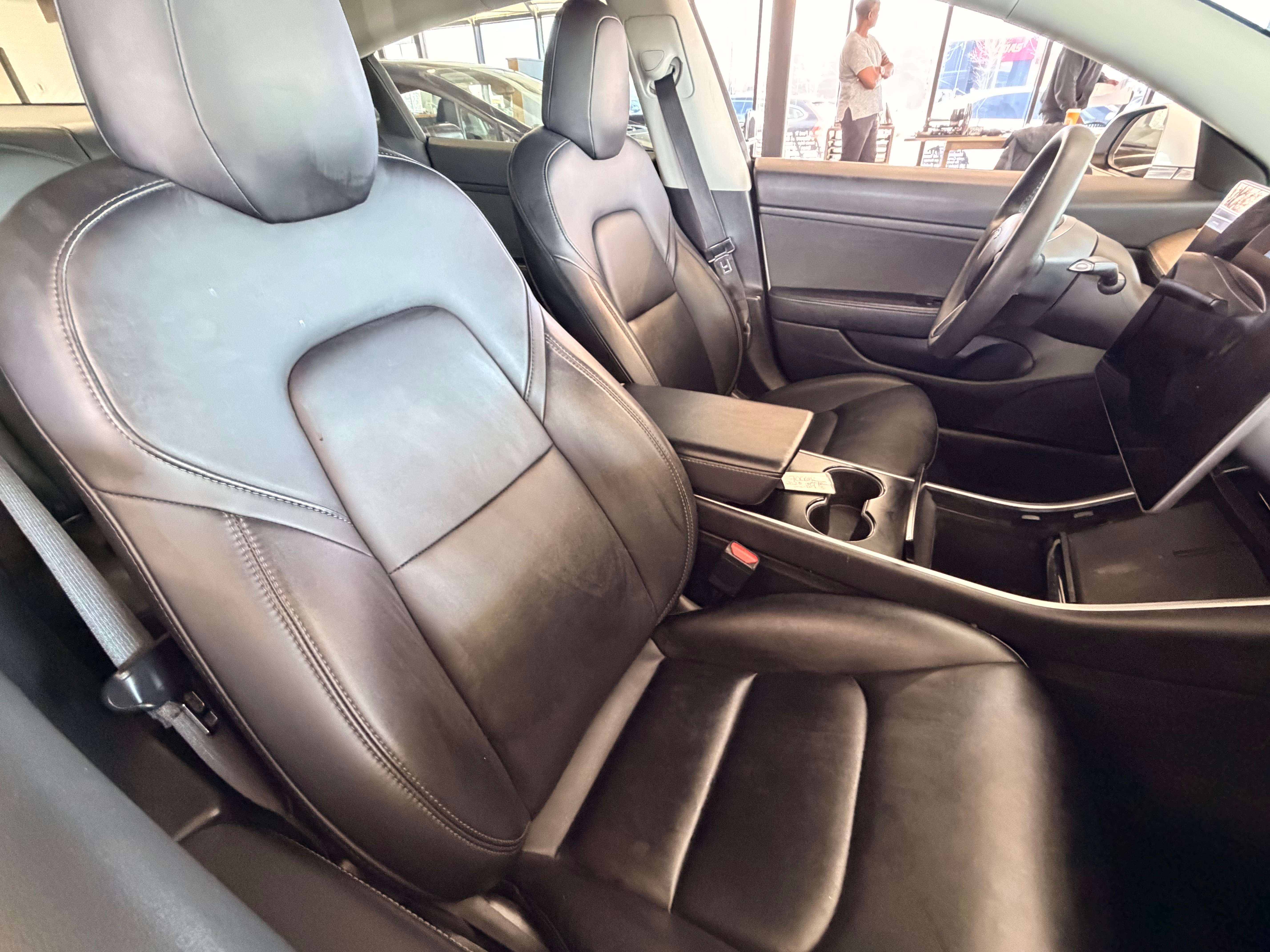 2020 Tesla Model 3 Standard Range Plus thumb 11