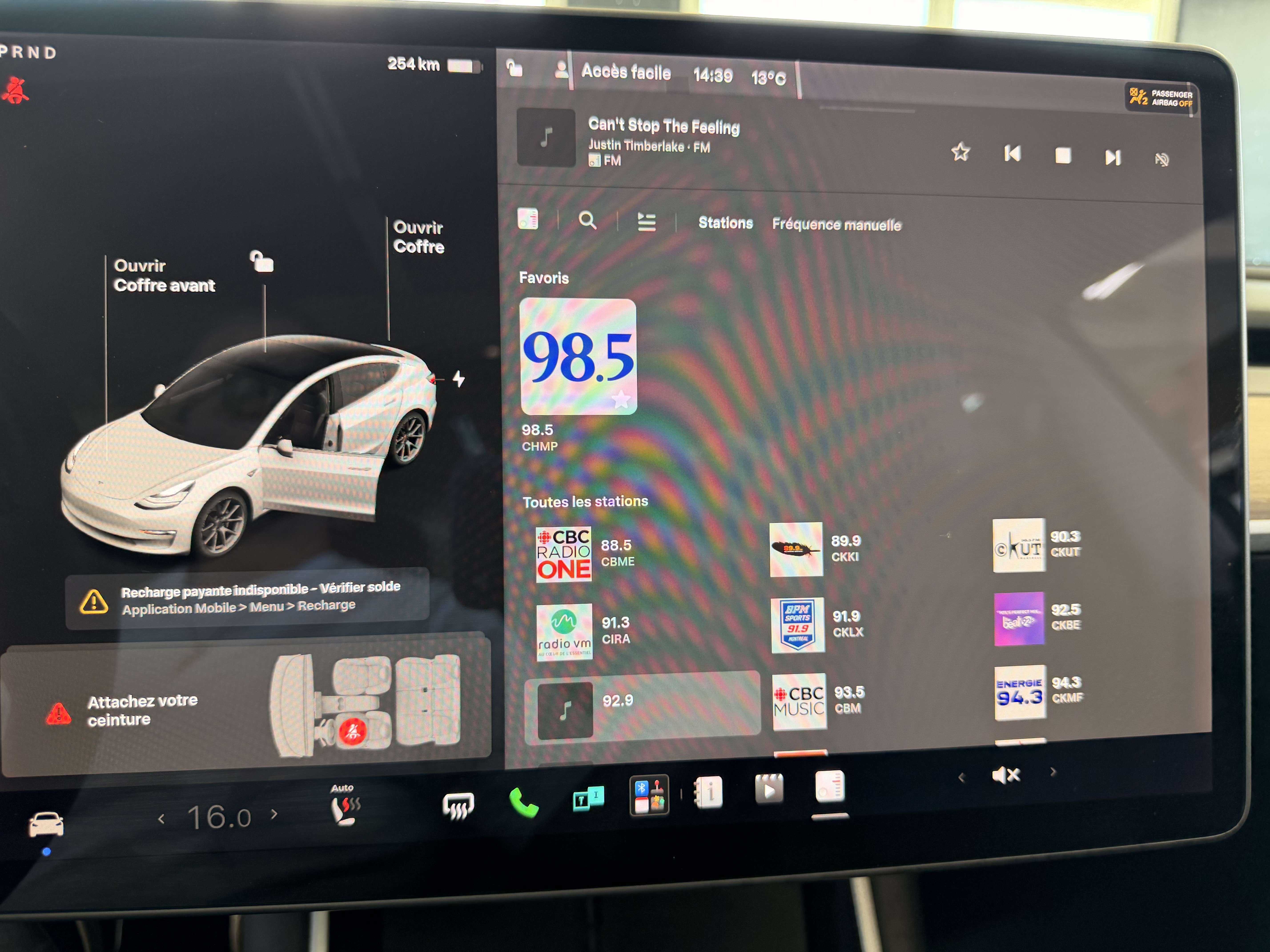 2020 Tesla Model 3 Standard Range Plus thumb 25
