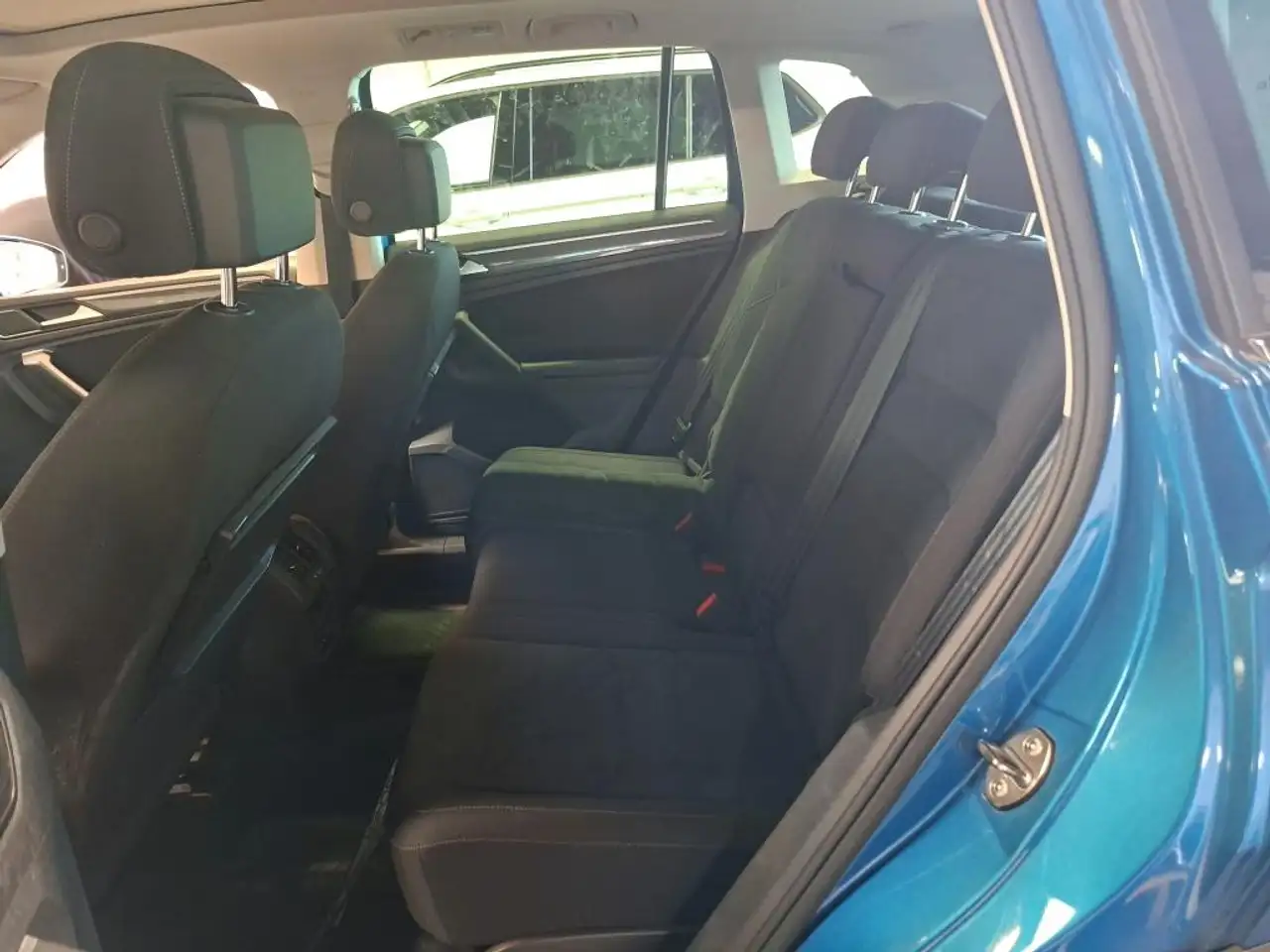 Volkswagen Tiguan 2.0 TDI DSG Highline Navi Pano Kamera LED, миниатюра 6
