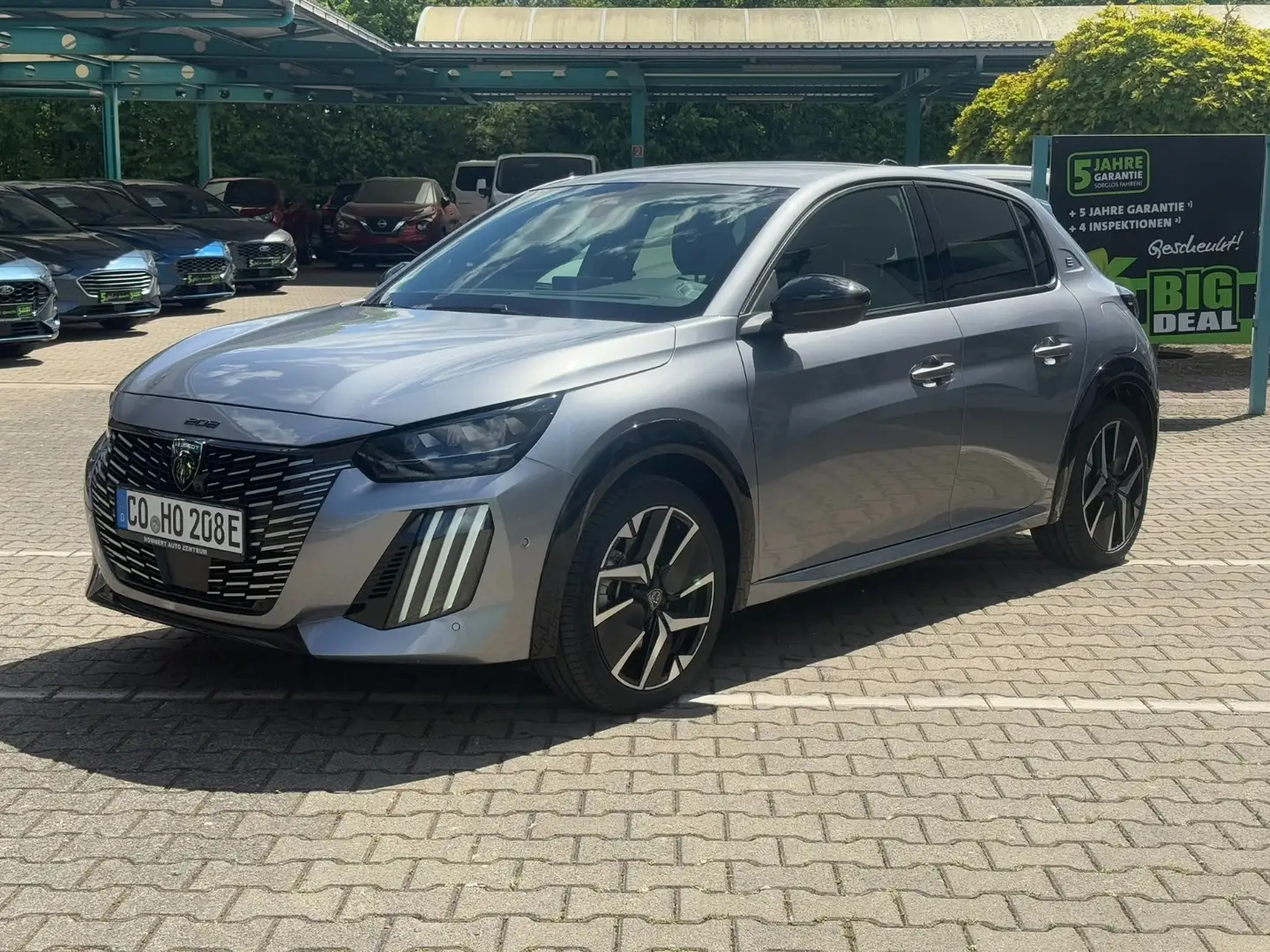 Peugeot e-208 GT Elektromotor 136 PS *ACC*FLA*LM* Grau - 2