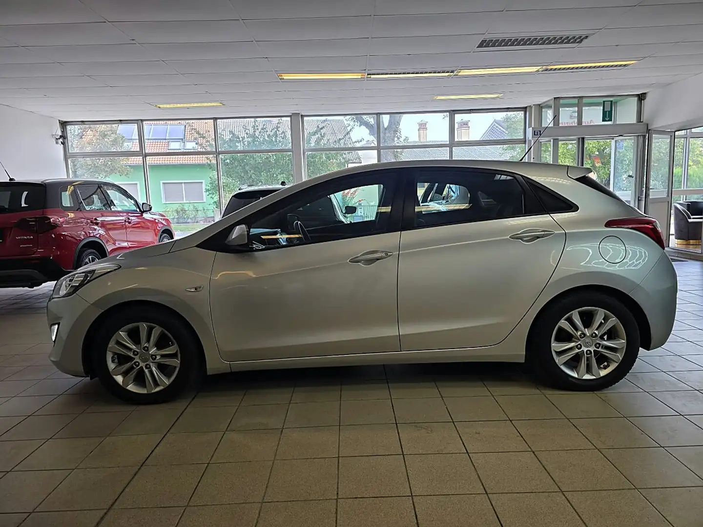 Hyundai i30 1.4 Start Silber - 2